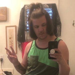 Meet your Posher, Johnathon